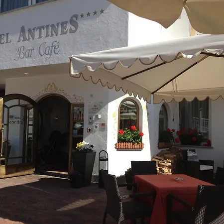 Antines Hotel La Villa (Trentino Alto Adige)