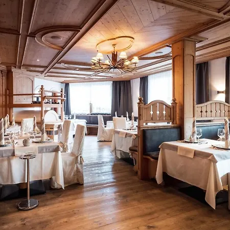 Antines Hotel La Villa (Trentino Alto Adige)