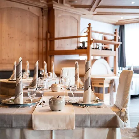 Hotel Antines La Villa (Trentino Alto Adige)